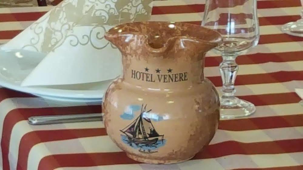 Hotel Venere Римини Экстерьер фото